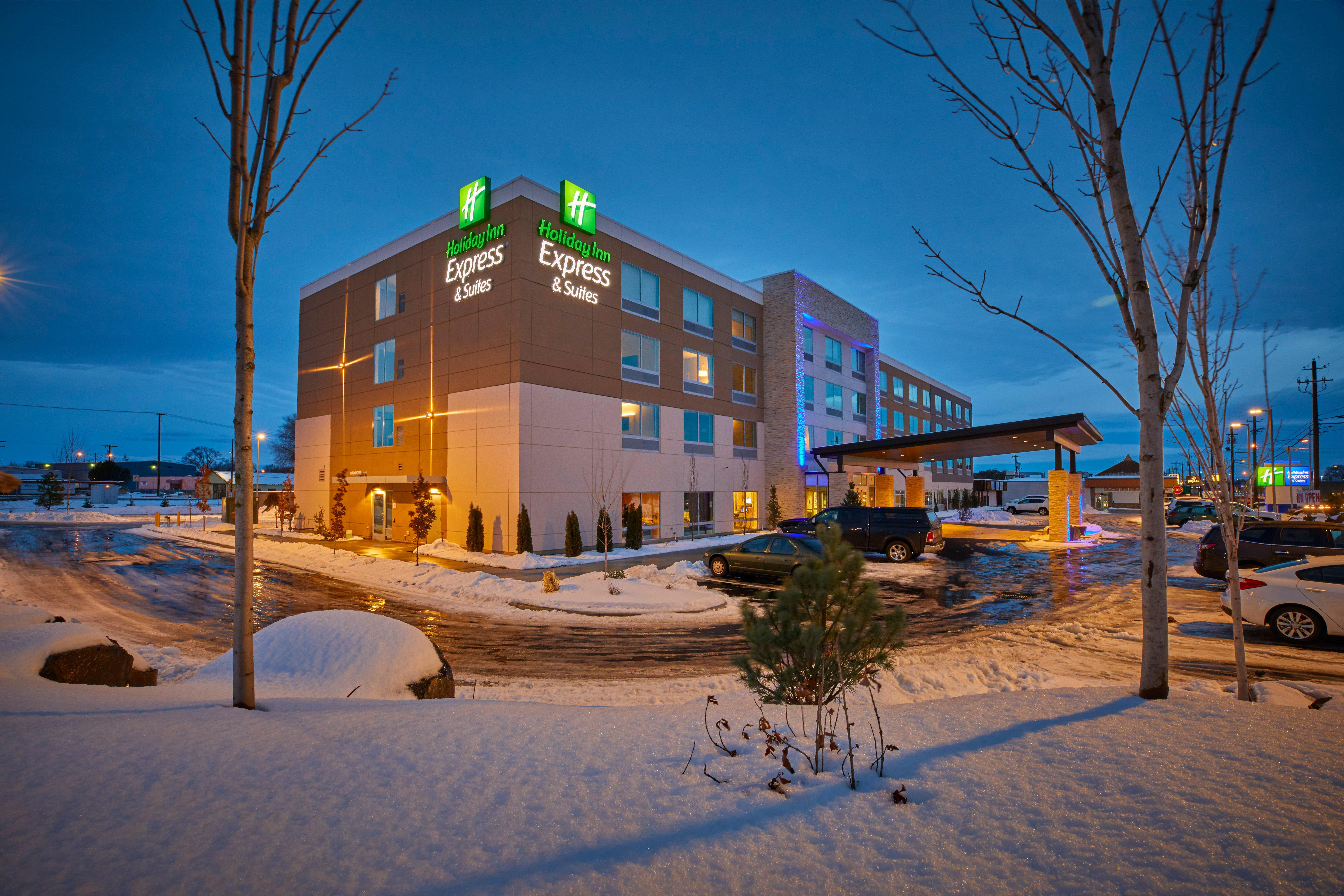 Holiday Inn Express & Suites - Hermiston Downtown By Ihg Eksteriør bilde
